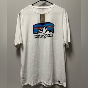 Patagonia Men Shirt 🤍